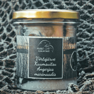 Угорь горячего копчения из озера Выртсъярв в маринаде