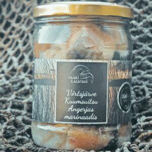 Võrtsjärve kuumsuitsu angerjas marinaadis